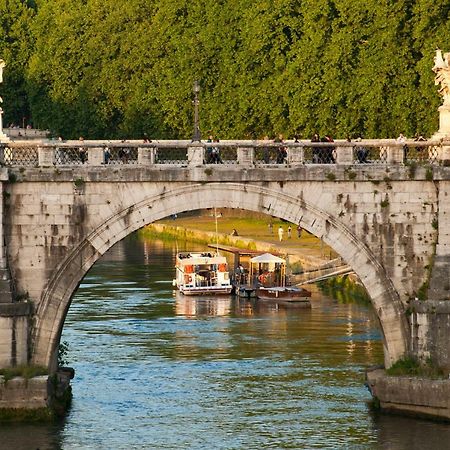 Rome Services Porta Castello Luaran gambar