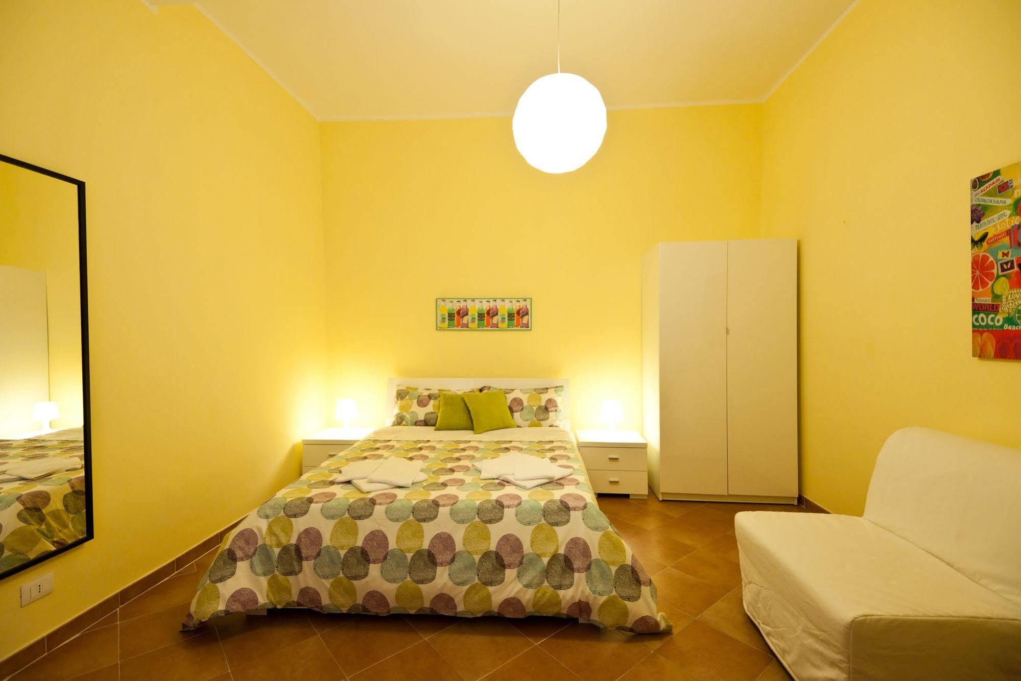 Rome Services Porta Castello Luaran gambar