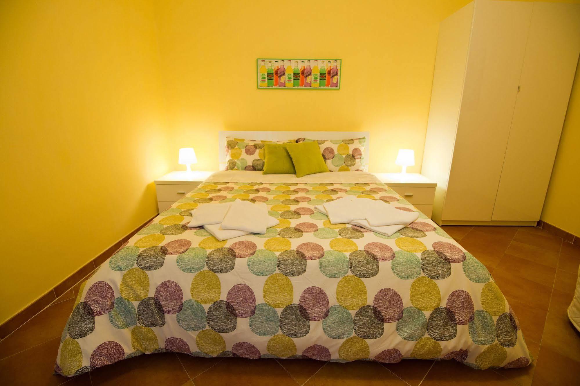 Rome Services Porta Castello Luaran gambar