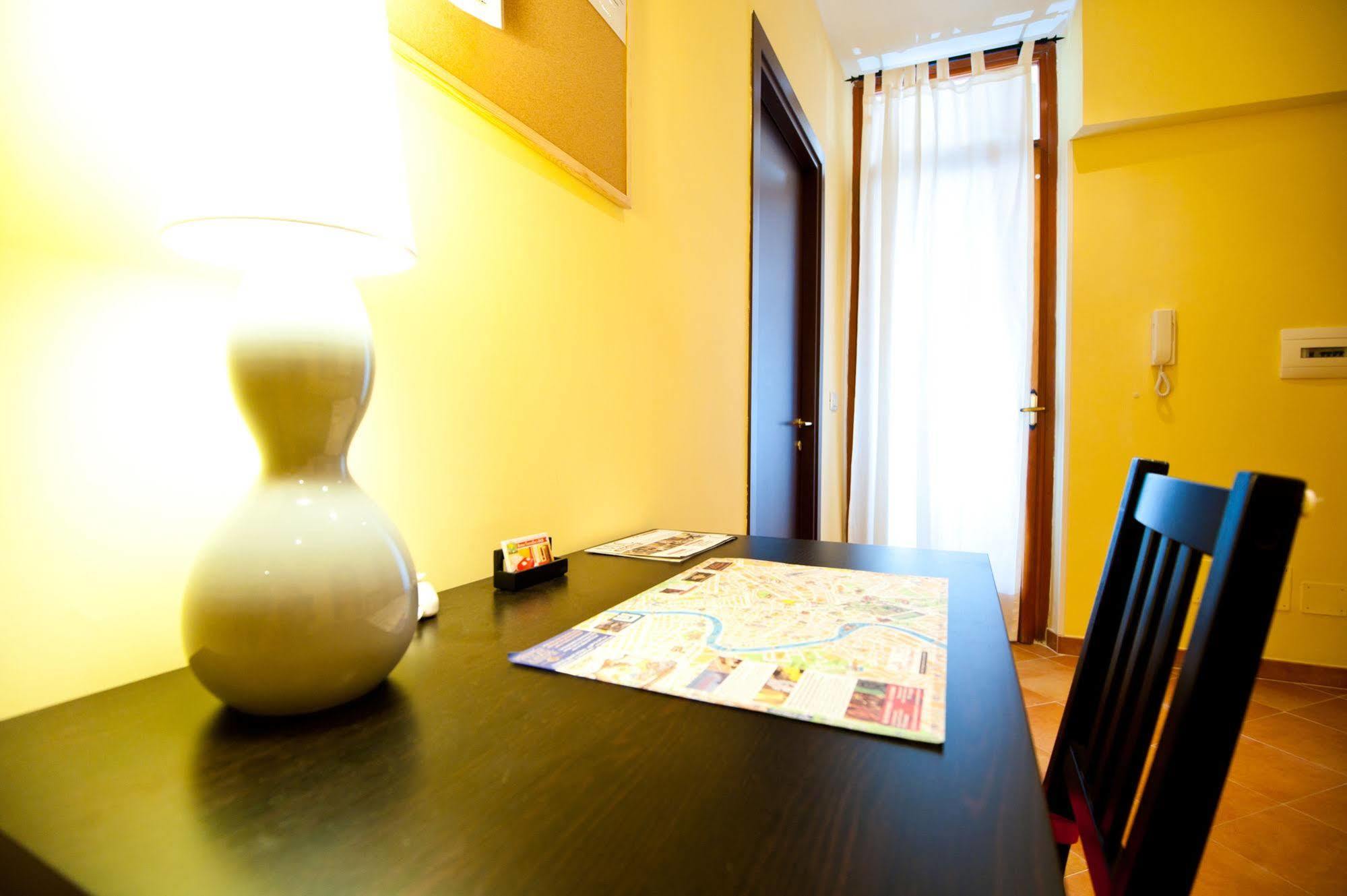 Rome Services Porta Castello Luaran gambar