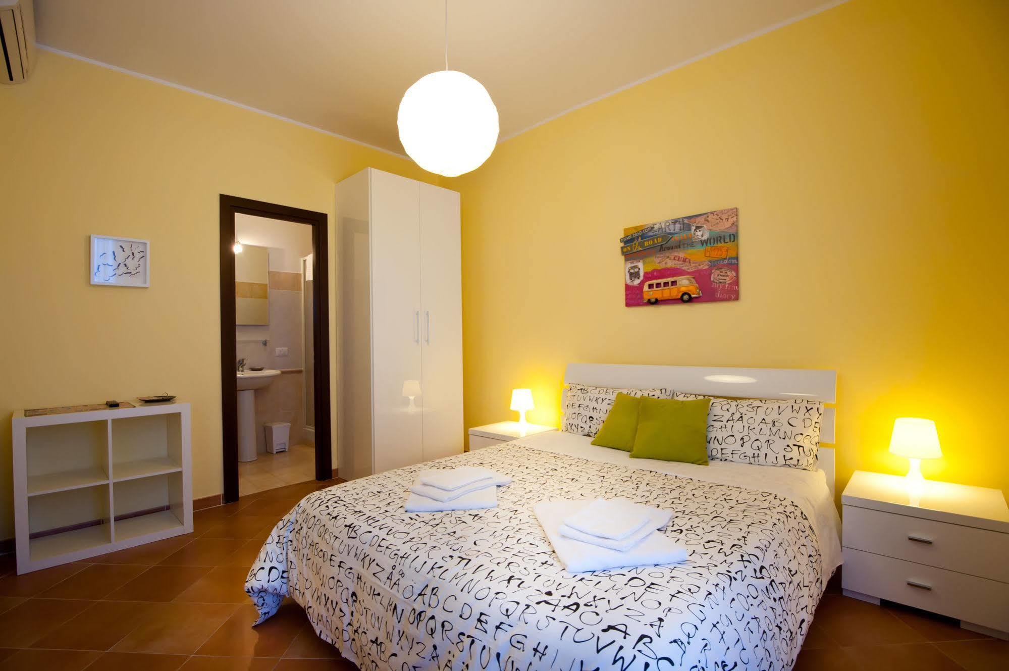 Rome Services Porta Castello Luaran gambar