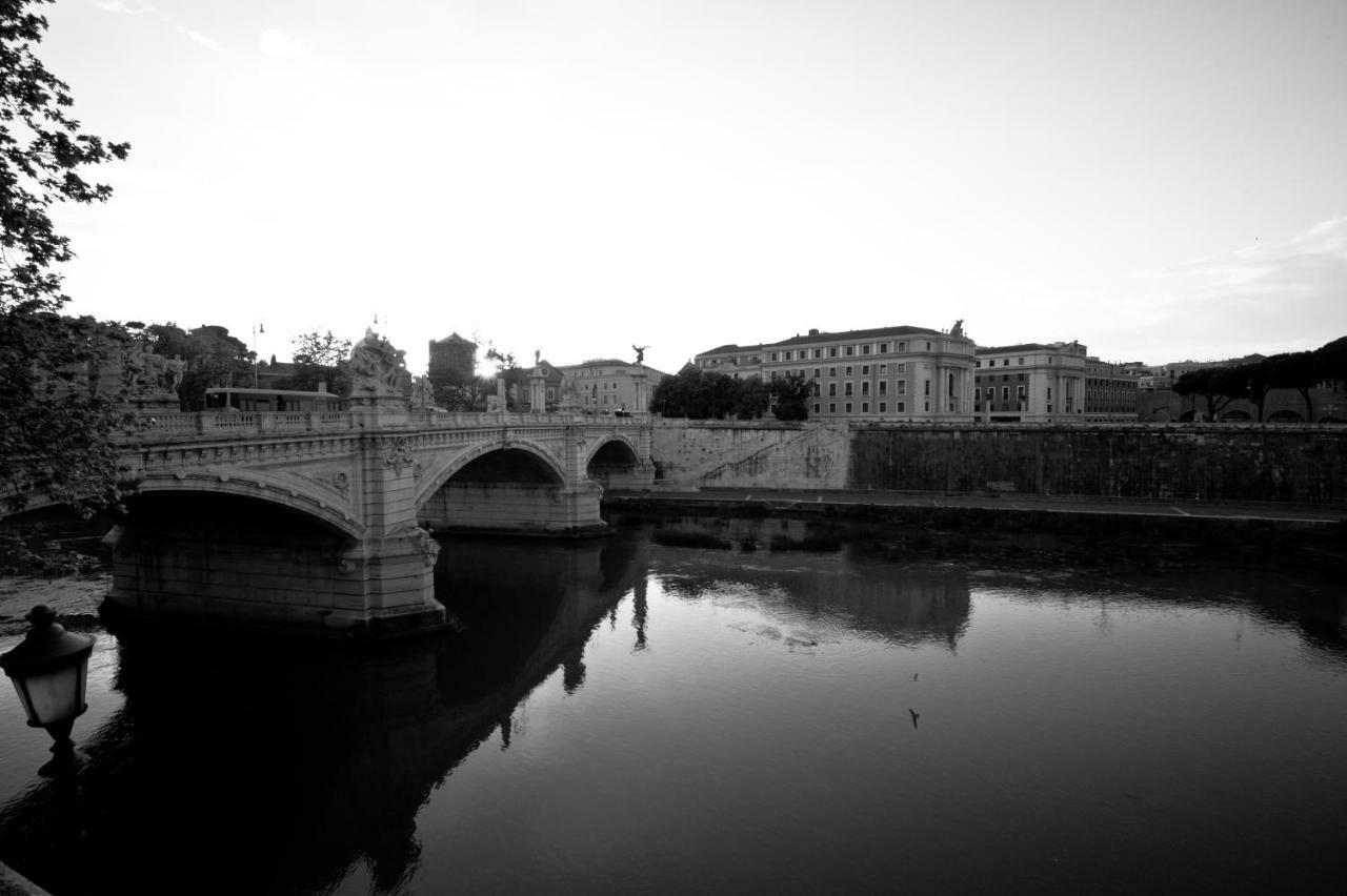 Rome Services Porta Castello Luaran gambar